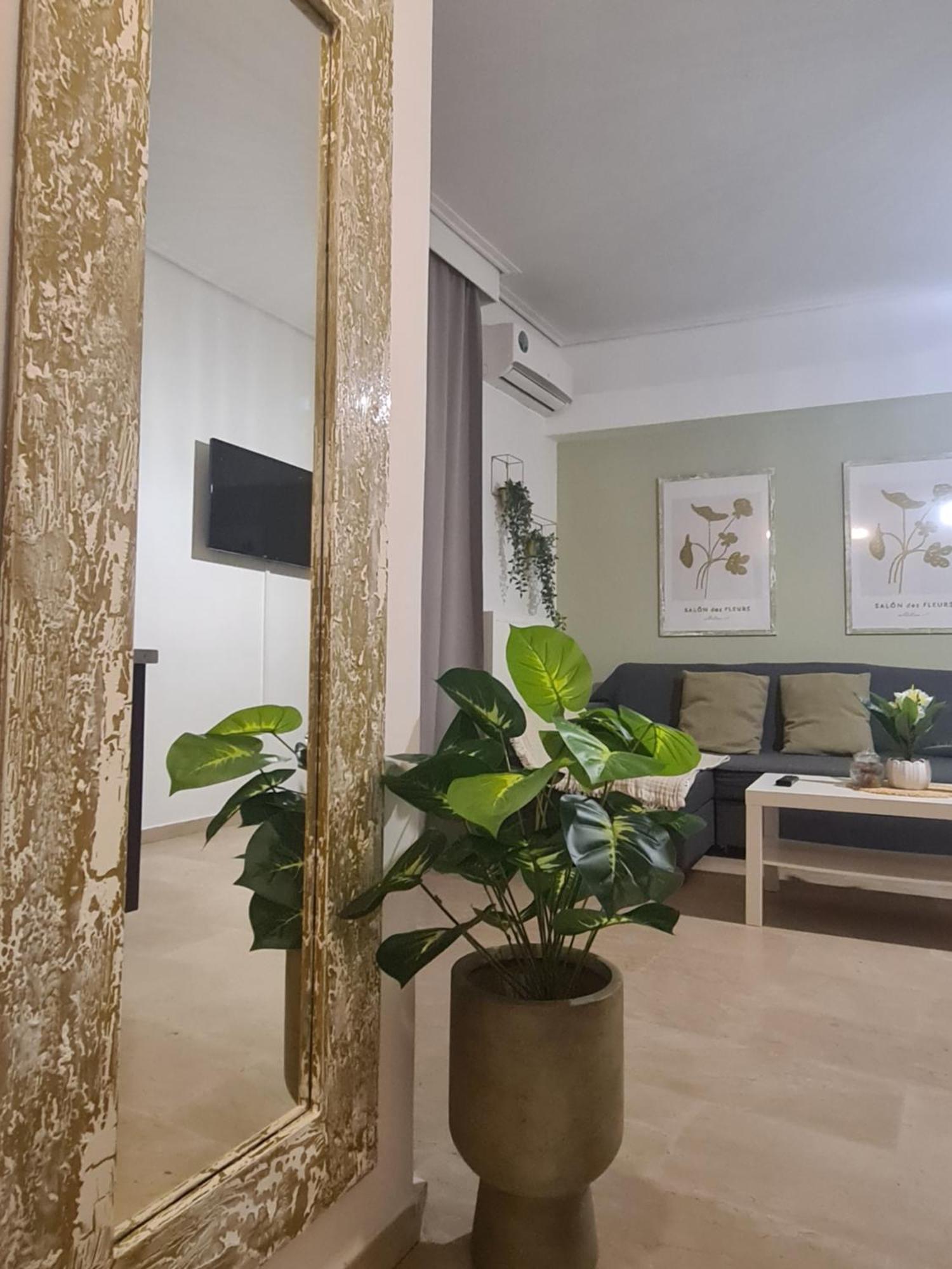 Apartment In The Heart Of The City 3A Lárisza Kültér fotó